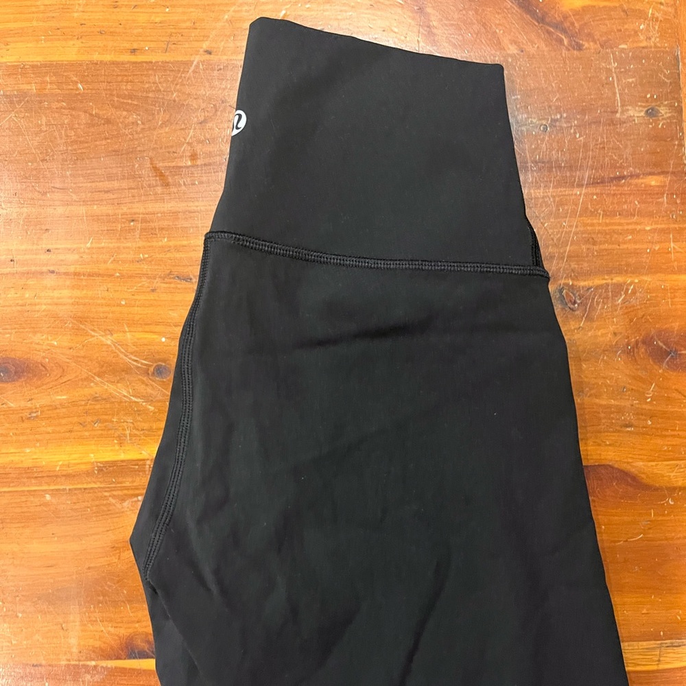GREAT CONDITION lululemon cropped high rise wunder under leggings 19” inseam